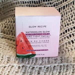 Glow Recipe Watermelon Glow Hyaluronic Clay Facial